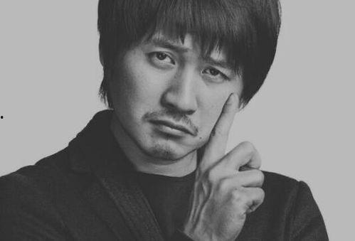 吃瓜群众 韩寒,揭秘文坛新锐的多元人生