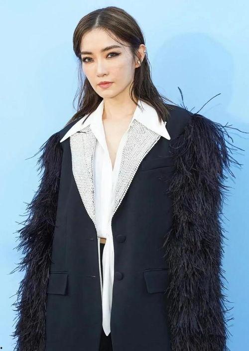 吃瓜爆料戚薇,娱乐圈幕后真相大揭秘