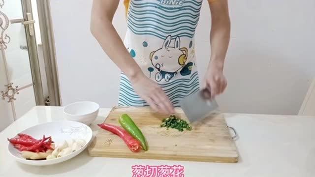 鸭子吃佛手瓜,鸭子与佛手瓜的和谐共舞