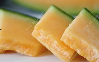 为什么吃哈密瓜会嘴痛,哈密瓜为何引发嘴痛之谜