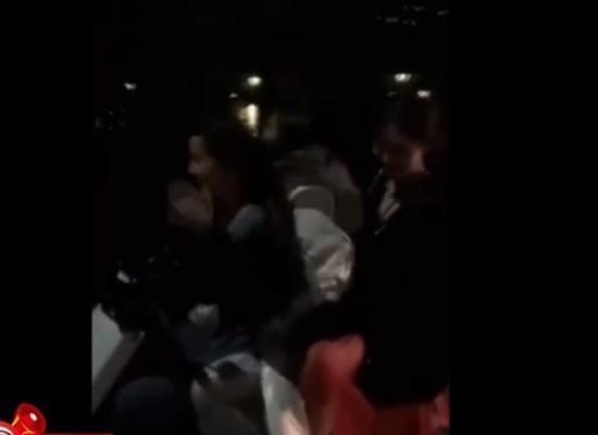 微笑吃瓜群众视频,揭秘“微笑吃瓜群众”视频背后的故事