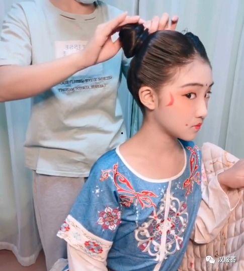 吃瓜小熊发型教程,萌趣十足！