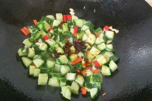 老干妈吃瓜的做法,解锁夏日消暑新姿势