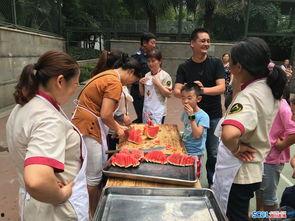 小区吃瓜最新事件,邻里纷争背后的真相揭秘