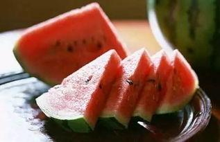 勺子吃瓜从哪里开始吃,勺子吃瓜的奇妙旅程