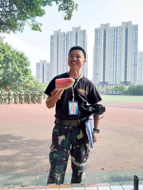 刘飞吃瓜,揭秘娱乐圈背后的那些事儿