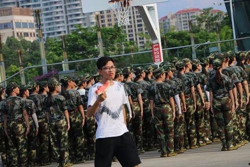 军训跳舞吃瓜网址