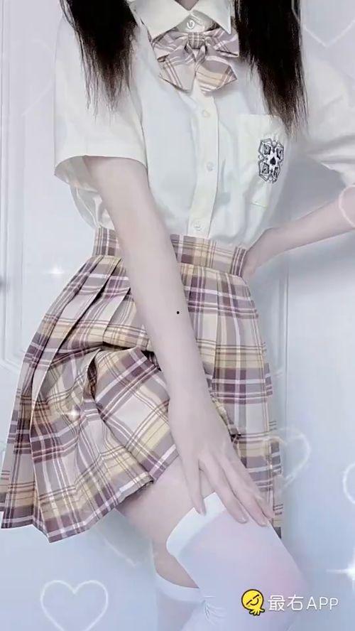 jk女装吃瓜,揭秘校园时尚潮流与吃瓜趣事