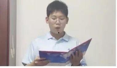 南京吃瓜少年尹珺,揭秘网络红人的成长之路