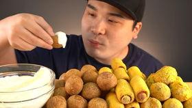 上海街头吃瓜,瓜香四溢，品味人间烟火