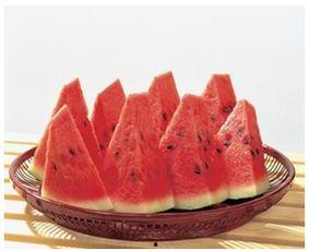 梦到聚会吃瓜,一场神秘的聚会吃瓜盛宴